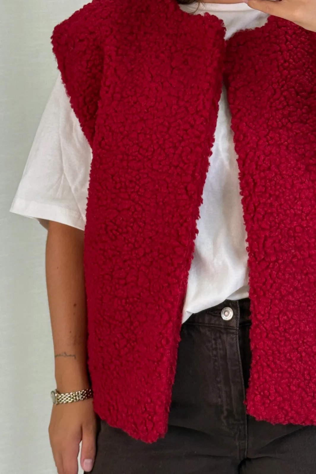 Best A-bee Alicia Vest Burgundy