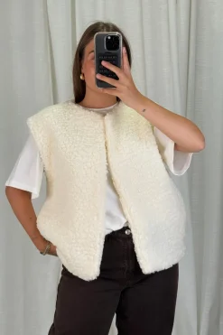 New A-bee Alicia Vest White