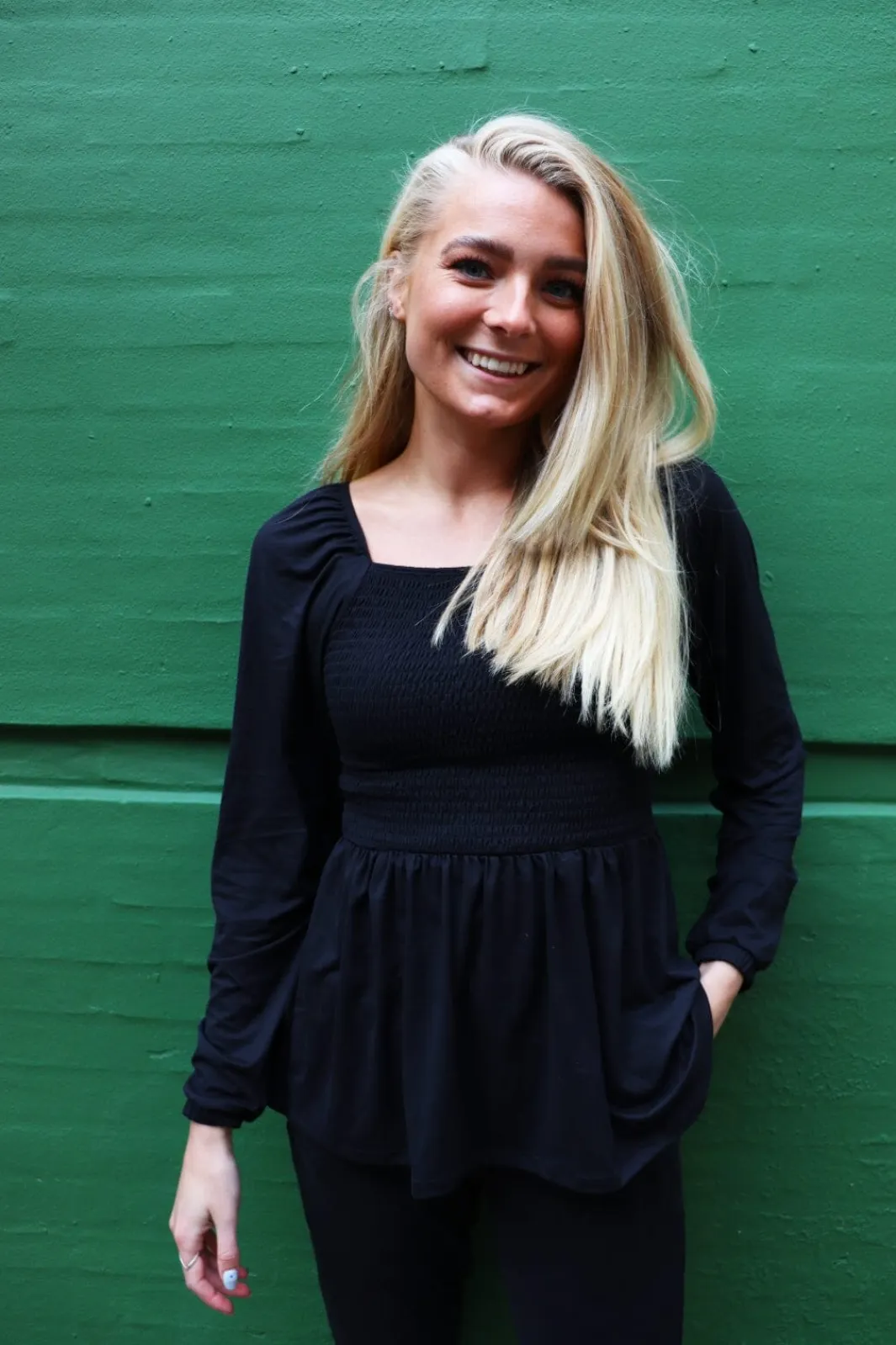 Hot Liberte Alma-Ls-Smock-Top Black