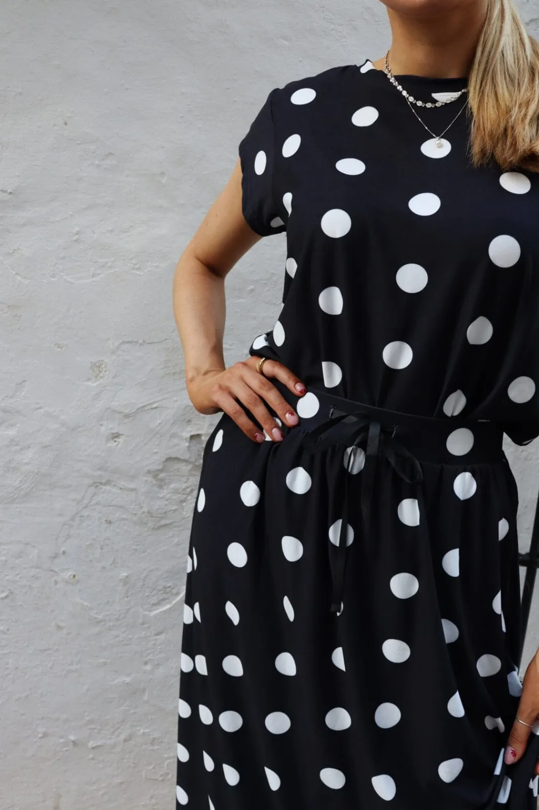 Liberte Alma-U-Tshirt 9581 Black Big Dot