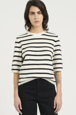 Discount Gestuz Alphagz Ss Tee Striped 106145 Ivory Black Striped