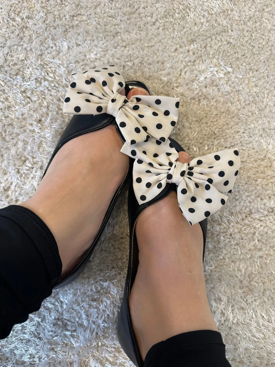 Discount Mellow Moon Amalie White/Black Dots