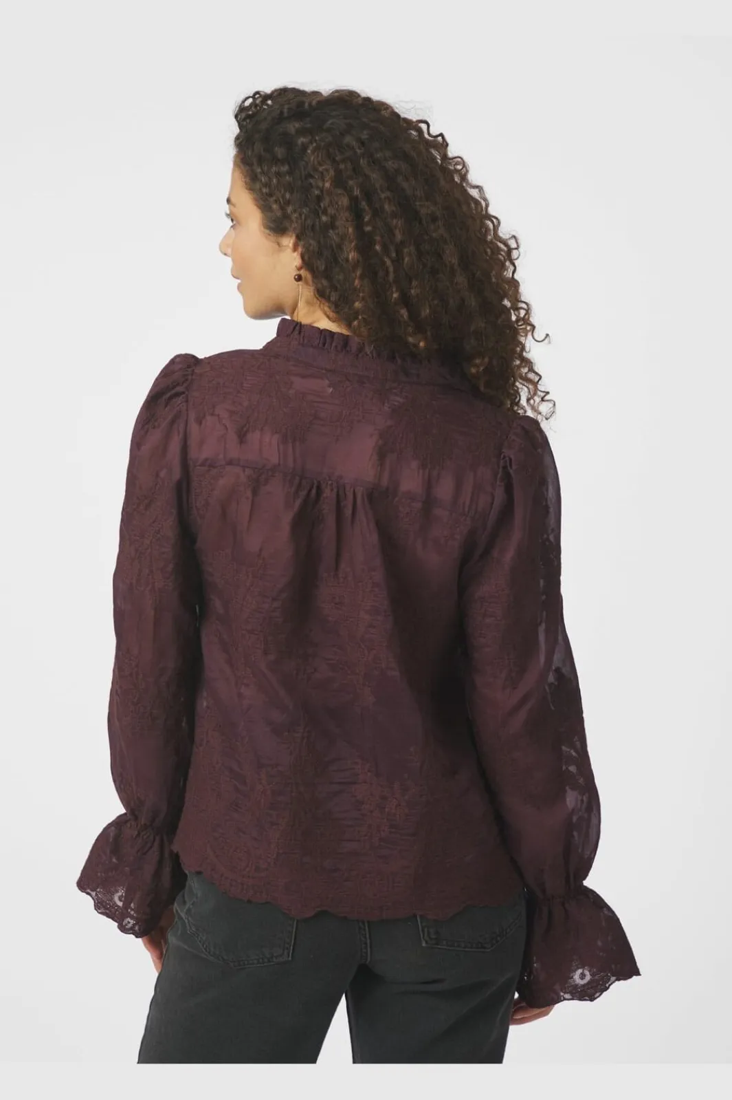 Outlet Neo Noir Amara Big Embroidery Blouse 163032 174