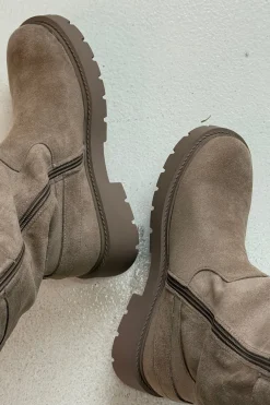 New Bloom Amaryllis Boots Taupe