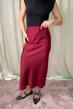 Hot A-bee Anne Skirt Burgundy