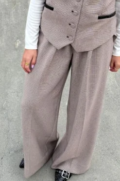 Online Stories From The Atelier By Copenhagen Shoes As Magic Pants CC8097 902