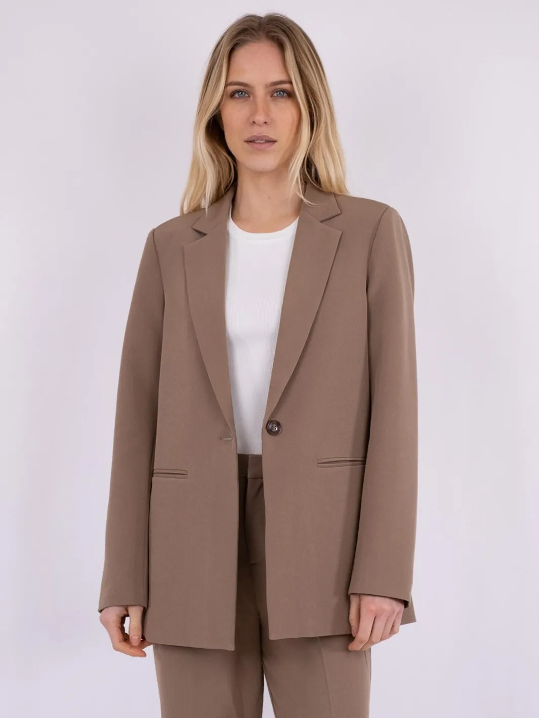 New Neo Noir Avery Suit Blazer Dusty Brown