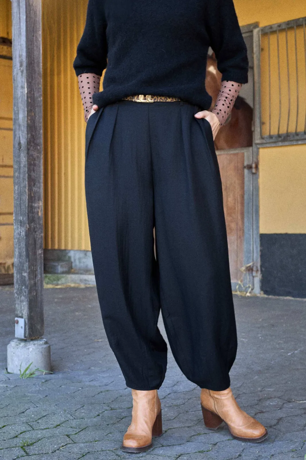 Sale Black Colour Bcabu Balloon Pant 41023 Black