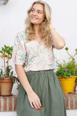 Online Black Colour Bccassandra Ss Blouse 40882 Off White Rose