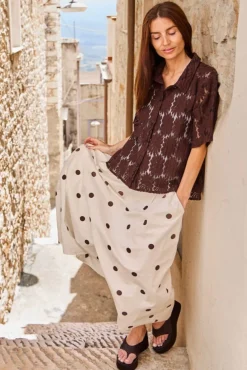 Hot Black Colour Bccosmos Ss Flower Shirt 40889 Chocolate