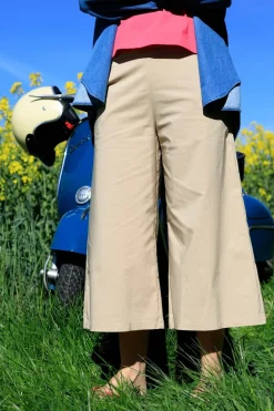 Black Colour Bcdavina Culotte Pant 40912 Sand