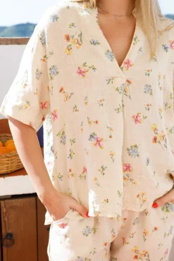 Best Black Colour Bcmelina Ss Linen Blouse 40842 Flower
