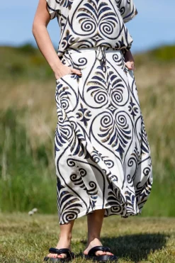 Outlet Black Colour Bcstella Regular Skirt 39606 Malaka White