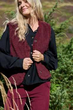 Clearance Black Colour Bcteddy Vest 40939 Plum