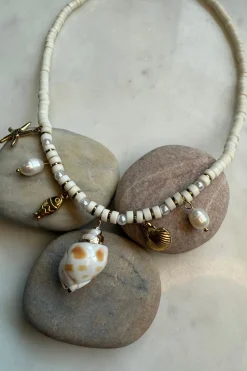 Mellow Moon Beach Dream Necklace White