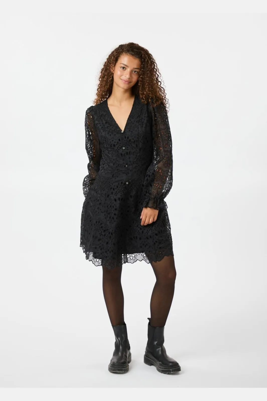 Neo Noir Cabana Embroidery Dress 162199 Black