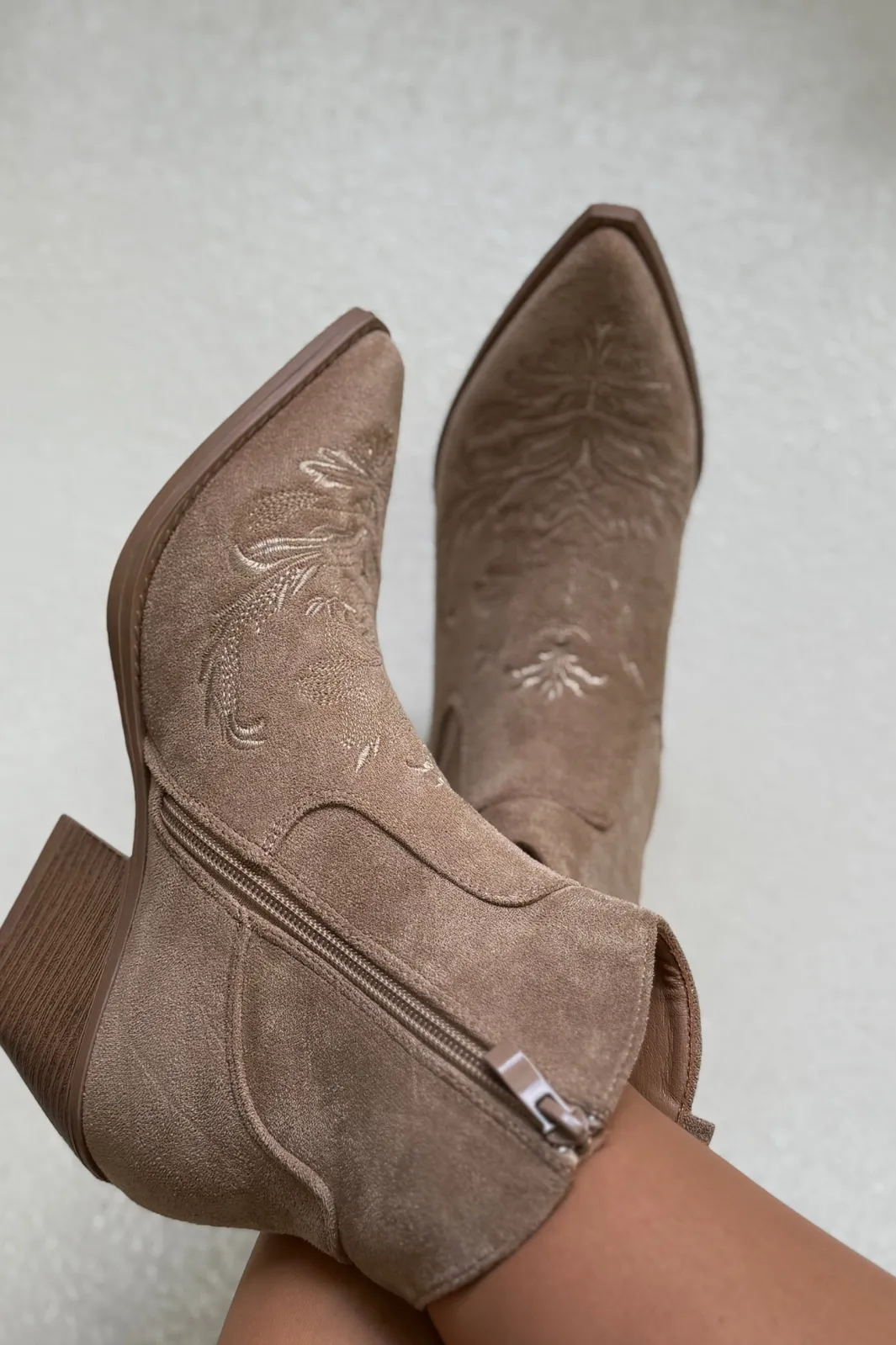 New Bloom Camila Boots Taupe