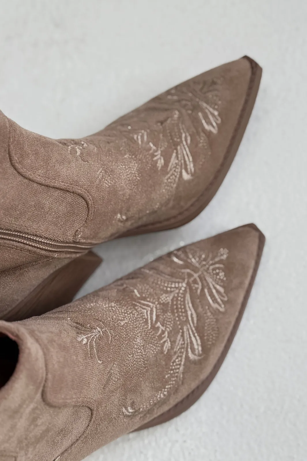 New Bloom Camila Boots Taupe