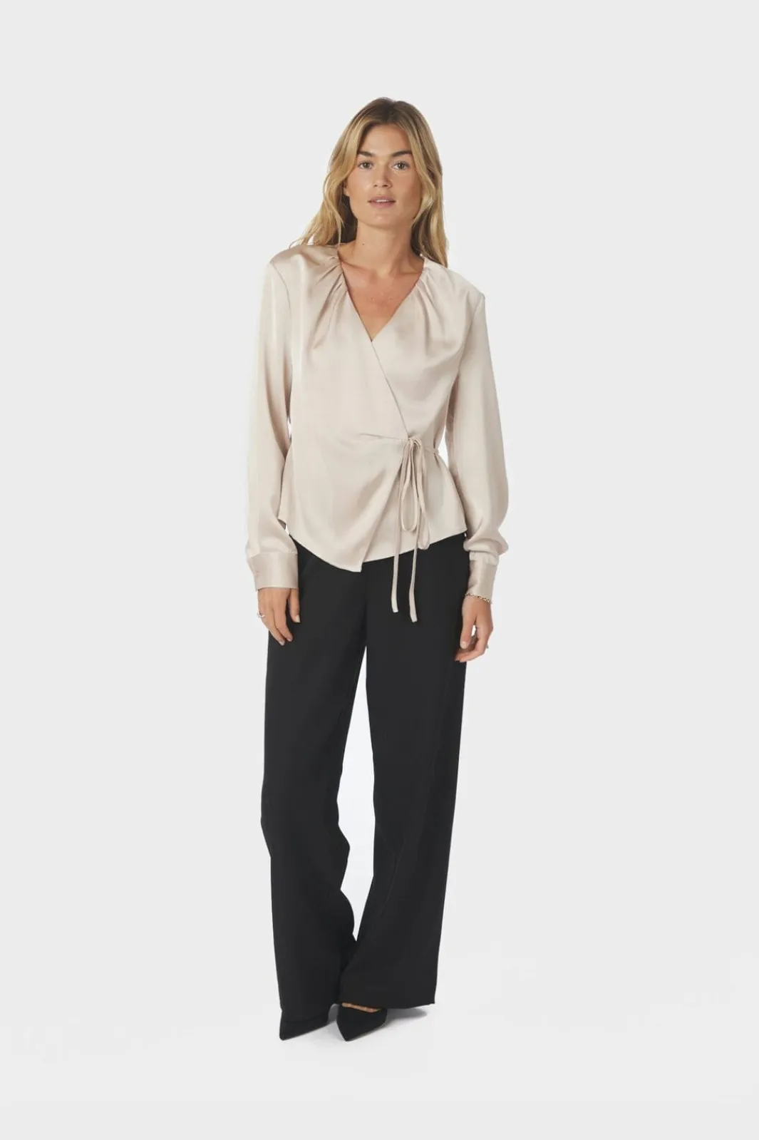 Online Neo Noir Caprina Heavy Sateen Blouse 166961 720