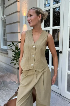 Sale BYIC Celinaic Vest lkhaki Light Khaki