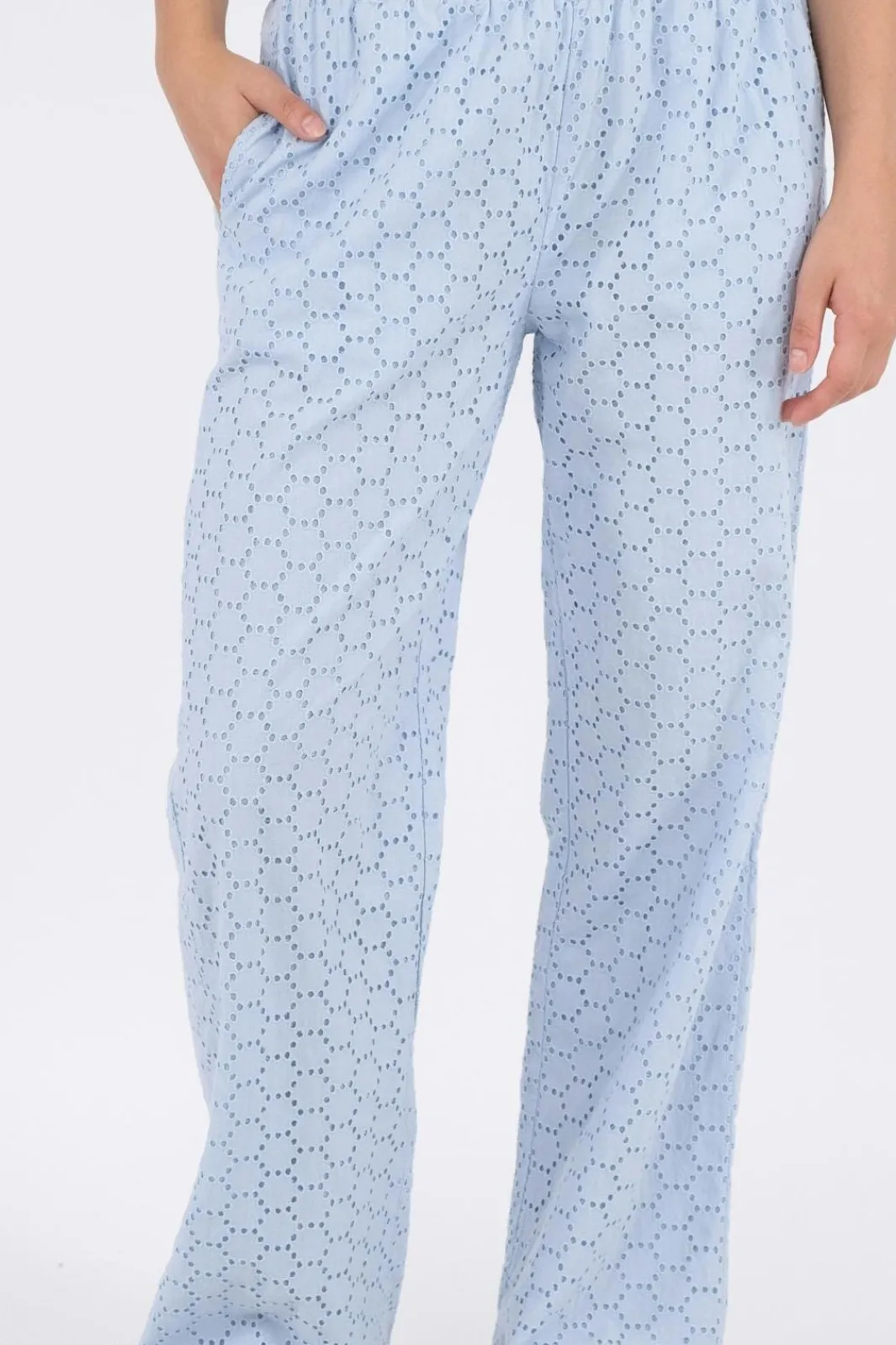 Outlet Neo Noir Claira Broiderie Pants Light Blue