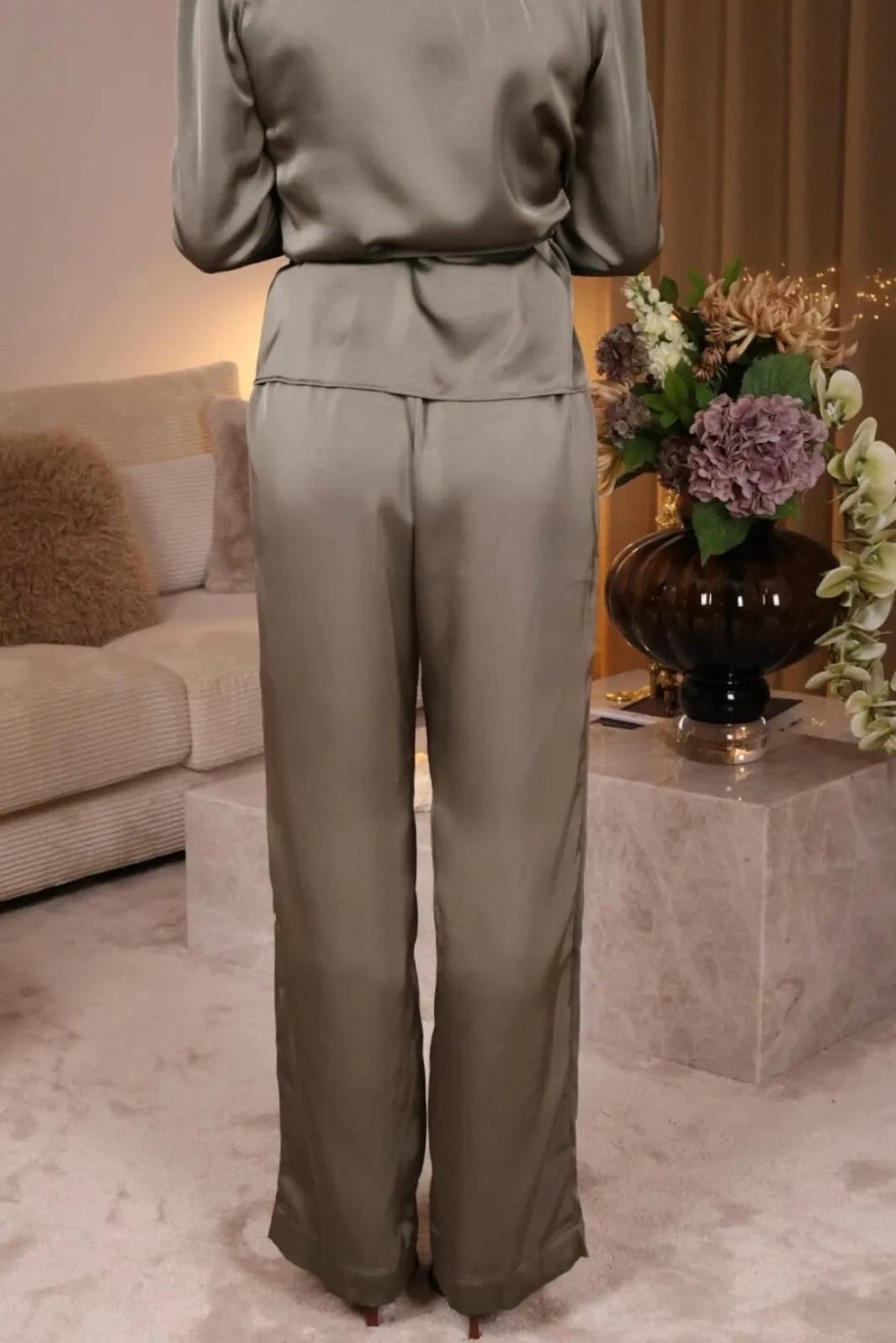 Best Valentin Studio Comfy Pants Heavy Satin 167383 255