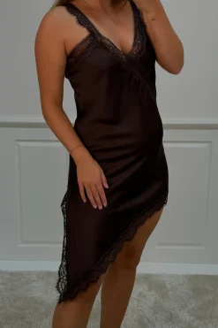 Discount A-bee Delfina dress Chocolate