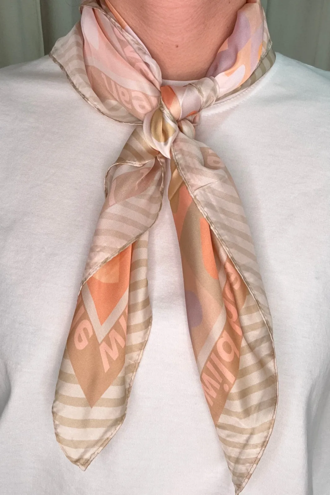Best A-bee Dina Scarf Beige