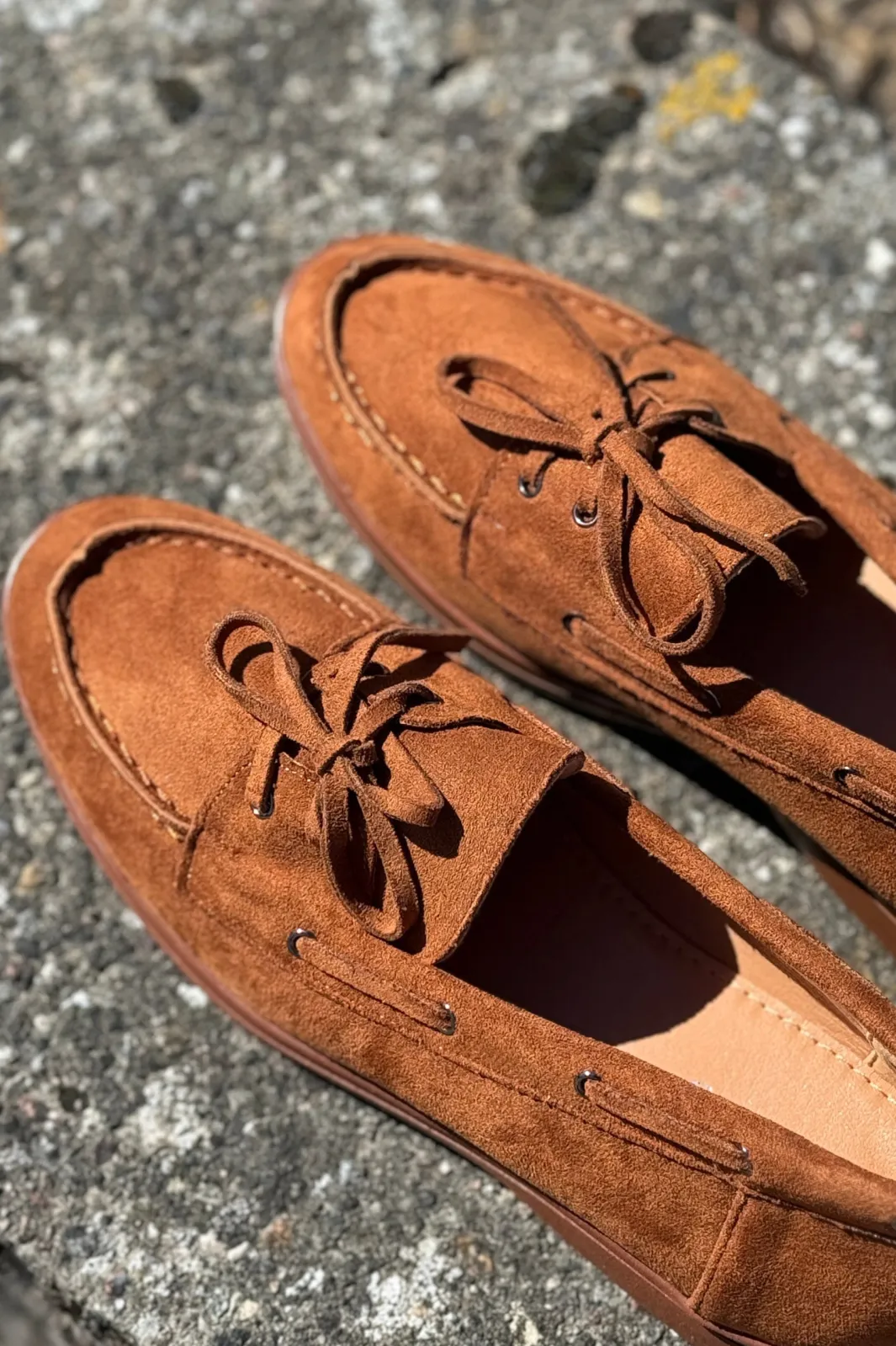 New Bloom Eglantine Loafer Camel