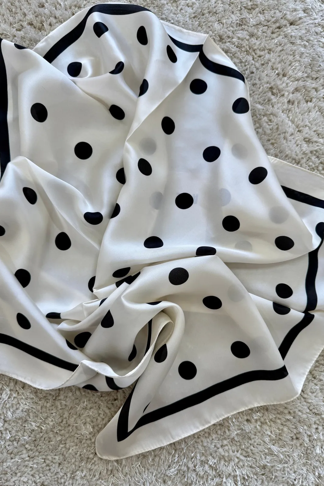 Online A-bee Elin Scarf Cream