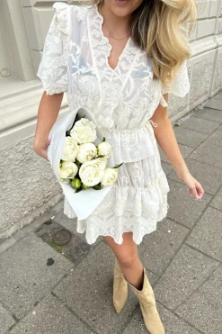 BYIC Ellinoric Lace Layer Dress vw Vintage White