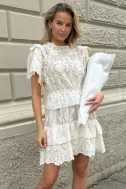 BYIC Ellinoric Lace Layer Dress vw Vintage White