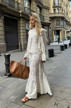 New BYIC Ellinoric Lace Maxi Skirt vw Vintage White