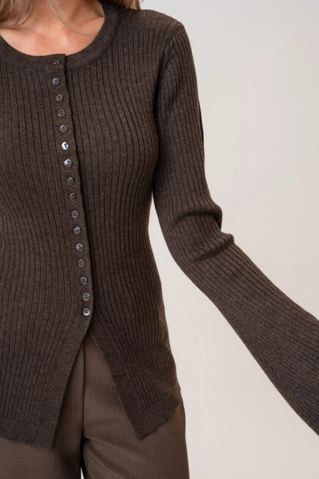BYIC Elmaic Cardigan 1196 Dark Brown