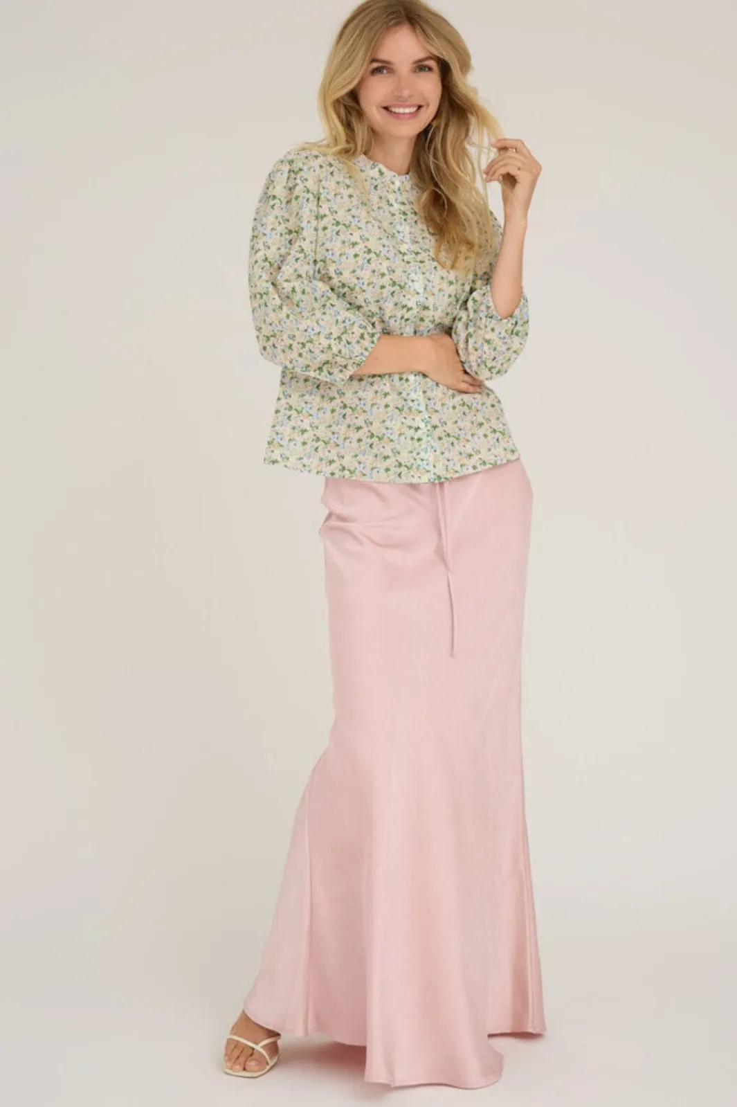 Hot A-View Emily Skirt 147 Pale Rose