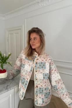New BYIC Emmyic Quilted Jacket A23107 Blue Multicolor Flower Print