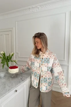 New BYIC Emmyic Quilted Jacket A23107 Blue Multicolor Flower Print