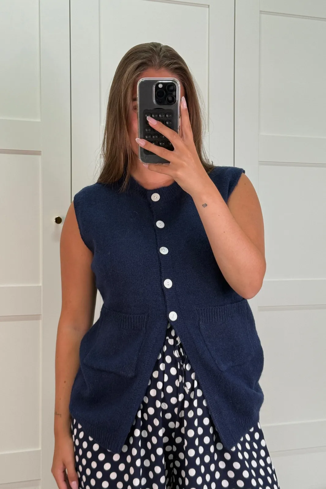 Discount A-bee Esme Vest Navy