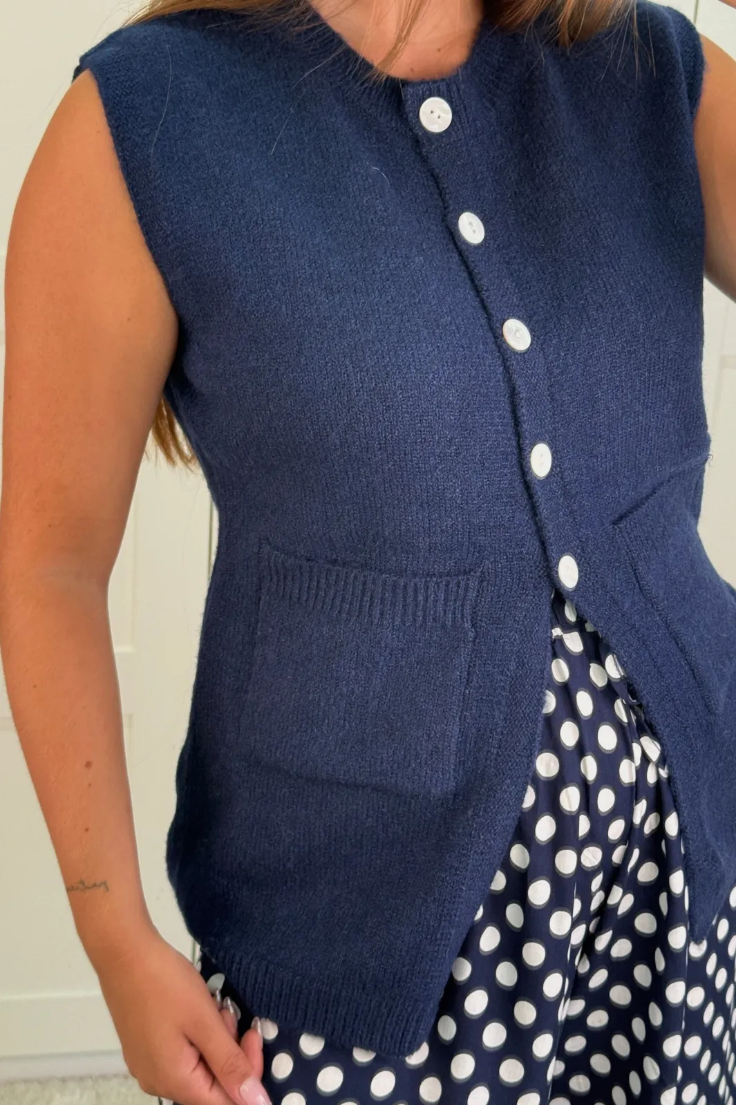 Discount A-bee Esme Vest Navy