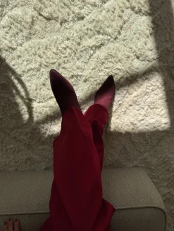 Hot Bloom Fawn Boots Burgundy