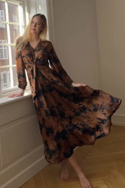 Hot Karmamia Faye Dress 2330 Tawny Flower