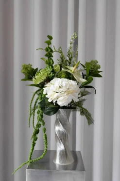 Discount Bloom Objects Forest Dawn Bouquet 02-318 Multi