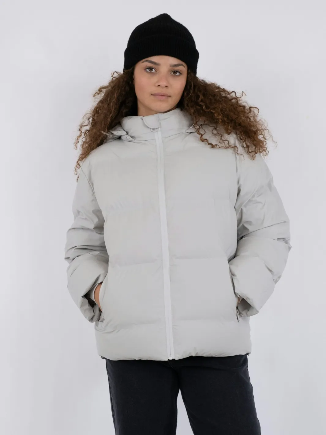 Best Neo Noir Fox C Puffer Jacket Ivory