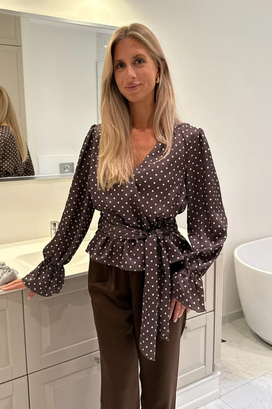 New BYIC Freyaic Shirt A2591 Brown W Dots