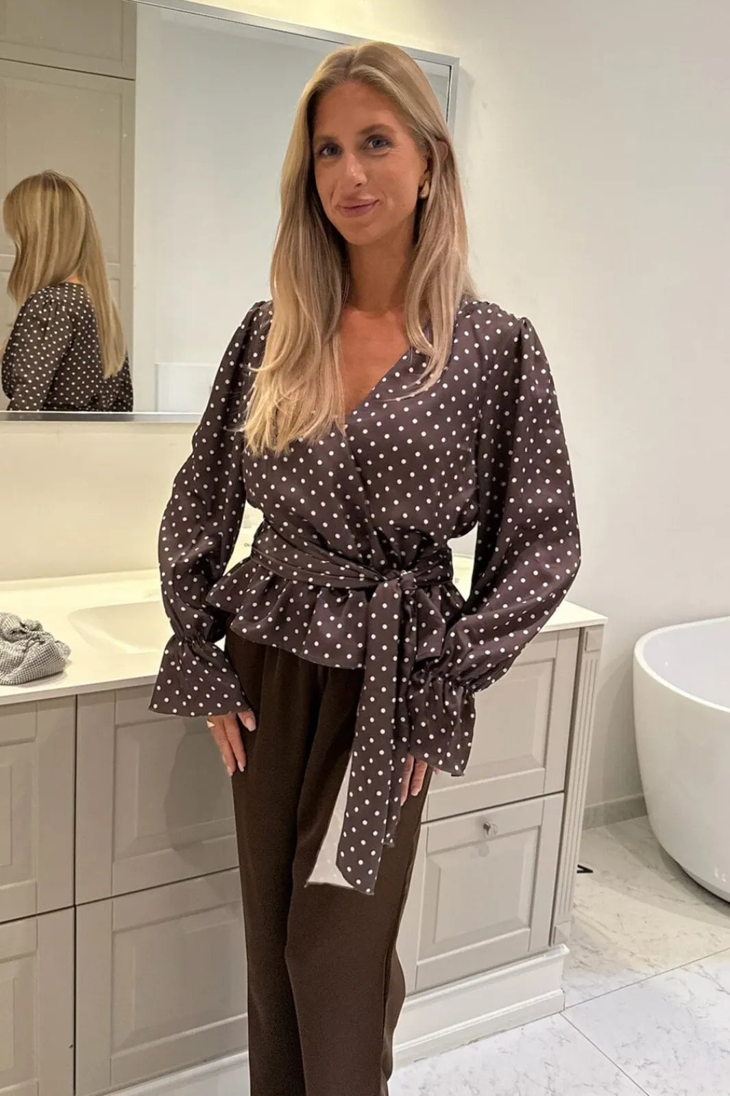New BYIC Freyaic Shirt A2591 Brown W Dots