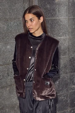 New Haute L'Amitié Fur Tech Vest HL10254 Mocca