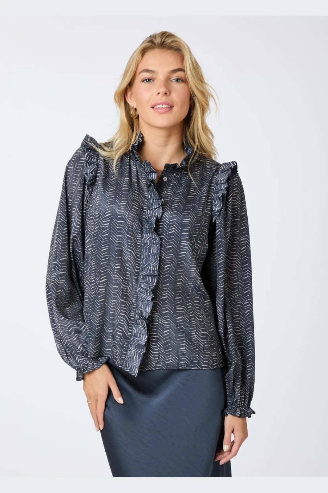 Best Neo Noir Gemmi Zigzag Duo Blouse Midnight Blue