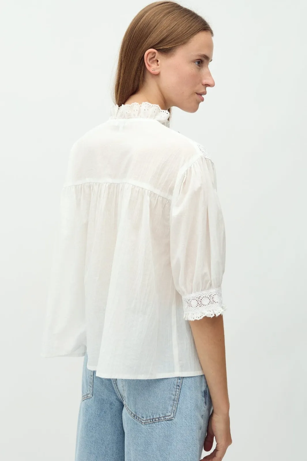 Discount MbyM Gerlina Short-M 58790347 800 White
