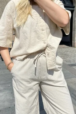 Discount MbyM Grasielle-M Sugar Sand Stripe