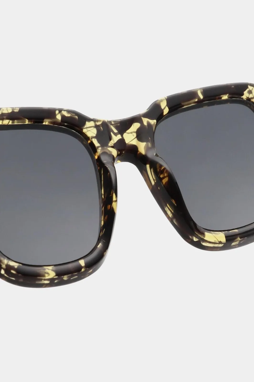Clearance A. Kjærbede Halo Black / Yellow Tortoise